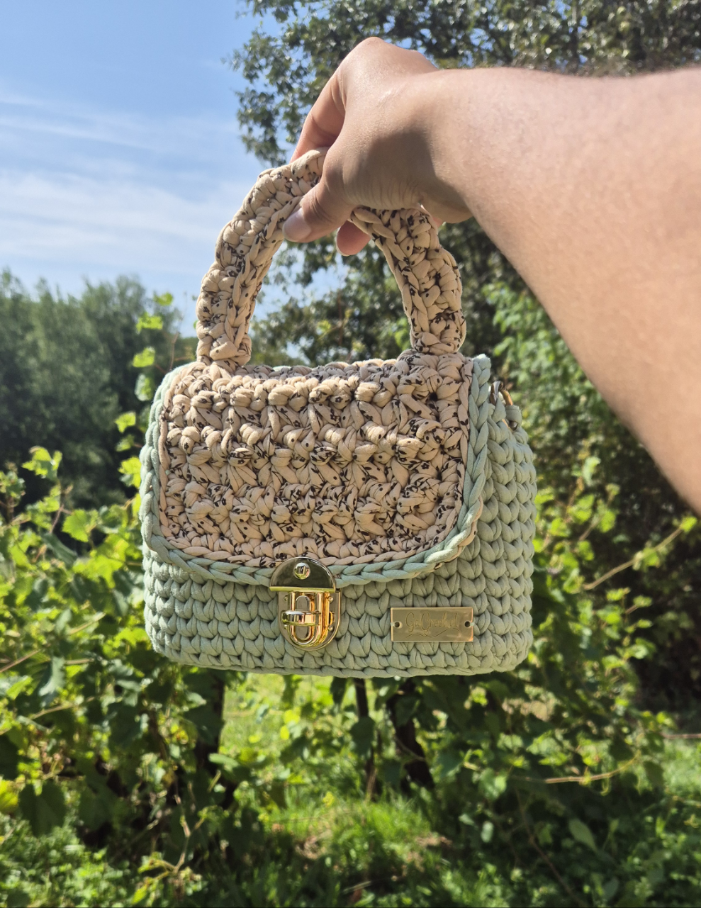 Sac à main vert et Tiramisu